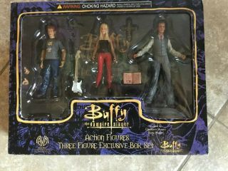 Buffy The Vampire Slayer Action Figures Buffy Oz Giles Cm0044 2000