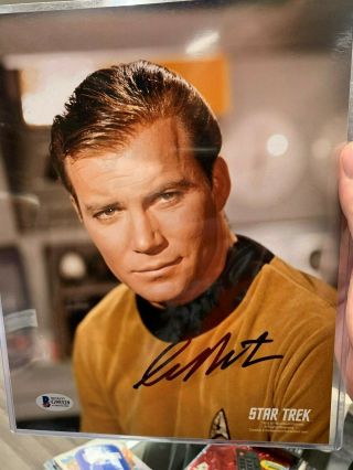 William Shatner Signed 8x10 Photo Star Trek Captain Kirk Autograph Beckett
