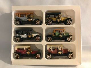6 Vintage Small Toy Plastic Old Time Cars