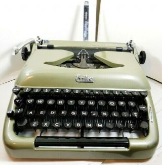 Erika Portable Typewriter Vintage Model 10,  1957 East German Qwerty Green