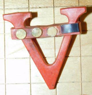 Wwii " V " For Victory Patriotic Sweetheart Pin