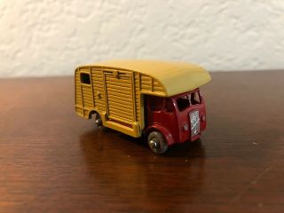 Vintage Die Cast Matchbox Series No.  35 Marshall Horse Box By Lesney England
