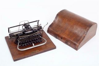 Vintage C1906 " Blickensderfer No.  7 " Portable Typewriter With Bentwood Case