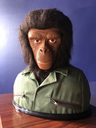 Planet Of The Apes Caesar Bust - Ultimate Limited Edition Dvd Set Bust Only