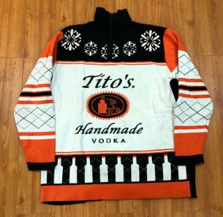 Tito‘s Handmade Vodka Ugly Christmas Sweater L