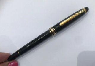 Lovely Mont Blanc Meisterstuck Black Gold Roller Ball Pen - Authentic