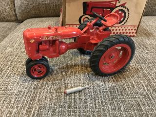 Vintage International Farmall C Toy Farm Tractor W/Box 2