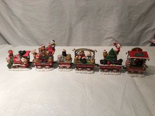 Danbury Pomeranian Christmas Express Train And Accessories