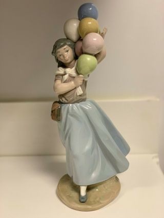 Lladro Porcelain Figurine 5141 Balloon Seller Girl With Balloons