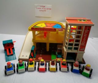 Vintage Fisher Price Little People Play Family Garage Cars & Ramp 100 Complete
