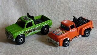 2 Hot Wheels Pick Up Trucks 1977 Chevy Bywayman 4x4 & 1973 Hi Tail Hauler BW 2