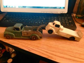 Vintage 50s Hubley Kiddie Toy Tow Truck 452 And 29 Flat Bed Truck.