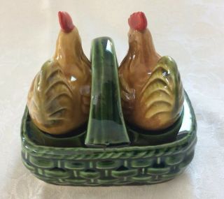 VTG Salt And Pepper Shakers,  Chickens Sitting In A Basket,  JAPAN,  Ceramic,  NIB 3