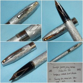 Sheaffer Legacy Heritage 856 Fountain Pen Emporers Silver 18k Gold Italic Nib