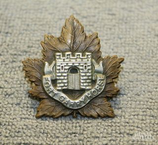Ww2 Fort Garry Horse Collar Badge (inv19533)