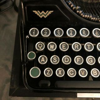 COLLECTIBLE TYPEWRITER CONTINENTAL 2