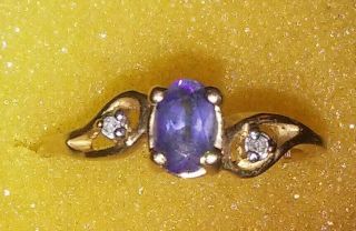Gorgeous Vtg Ladies 10k Yellow Gold Ring With Oval Blue Stone & Diamonds ( (c99))