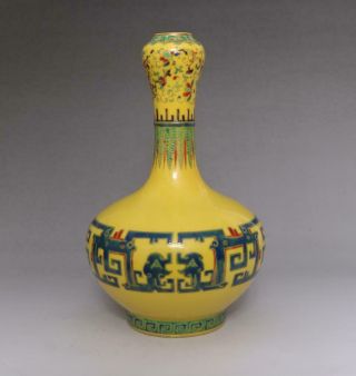 Antique Chinese Porcelain Garlic - head Famille - Rose Vase Yongzheng Marked 2
