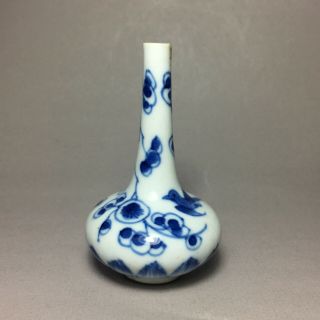 Chinese 18th Century Blue & White Small Porcelain Vase Kangxi Period
