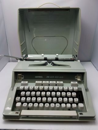 1971 Hermes 3000 Portable Media Typewriter With Hard Case