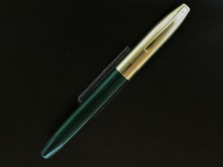 Sheaffer Legacy 1 Fountain Pen - Green Laque/gold Plate - Broad - Model 838