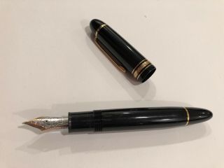 Montblanc Pen 14k Gold Fountain Pen MeisterstÜck No.  149 Pre - Owned