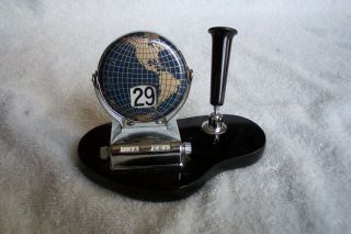 Vintage Metal Globe Perpetual Flip Calendar W/ Pen Holder