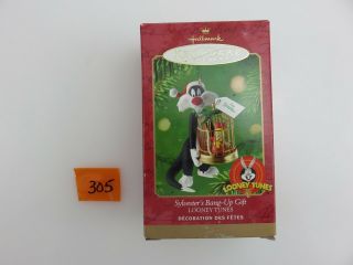 Hallmark Keepsake Christmas Ornament Sylvester " S Bang - Up Gift Looney Tunes 2000