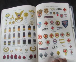 WW2 NATIONAL GEOGRAPHIC HEROES OF WARTIME 334 ILLUSTRATIONS OF INSIGNIA IN COLOR 2