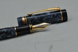 Lovely Rare Parker Duofold Large Sized Centennial Fountain Pen – Blue Marbled