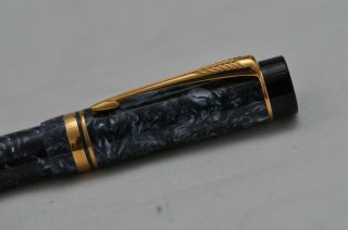 Lovely Rare Parker Duofold Large Sized Centennial Fountain Pen – Blue Marbled 3