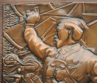 OLD WW2 OFFICER w.  Gun STAMPED Big Bronze PLAQUE USSR Russian Propaganda 20 