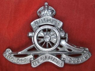 Wwii Royal Canadian Artiller Cap Badge (ubique) -