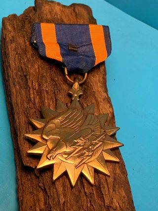 Old Vtg Collectible WWII Screaming Eagle Lightning Bolt Air Ribbon Medal Pin 2