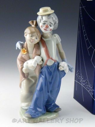 Lladro Figurine Pals Forever Clown Girl & Puppies Dogs 7686 Retired