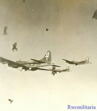 Org.  Photo: Aerial View 100th Bomb Group B - 17 Bombers In Aa Flak Over Target