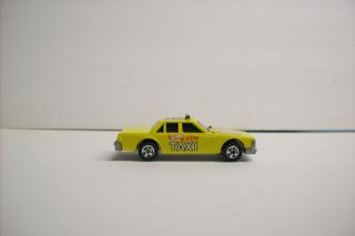 Vintage Hot Wheels Blackwall " Crack - Ups " Taxi With Hood/roof Tampo,  Vnm Hk 1983