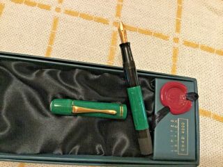 PELIKAN 1935 pen,  green,  vintage limited edition 2
