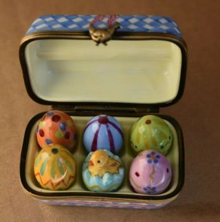 Vintage Limoges French Figural Trinket Box – Ribbon Egg Carton W/ Hatchling