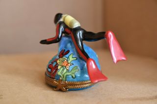 Vintage Limoges French Figural Trinket Box – Scuba Diver (Full Body) 3