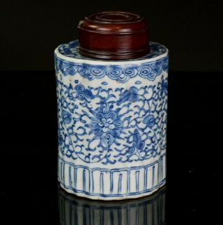 Antique Chinese Blue And White Porcelain Lobed Tea Caddy & Wooden Lid 18/19th C