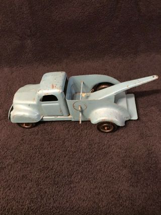 Vintage Lincoln Early Blue Toy Tow Truck.  40 