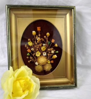 Vintage Dried Flowers Photo Frame 5 1/2 By 4 1/2 Inches