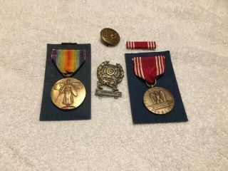 Us Ww1 Victory Medal And Ww2 Army Good Conduct / Expert Marksman Badge / Etc.
