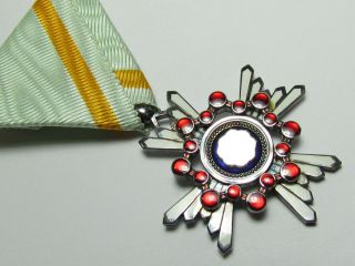 Japanese Medal Order Of Sacred Treasure 6th Silver Badge Japan Post Ww2 Wwii War