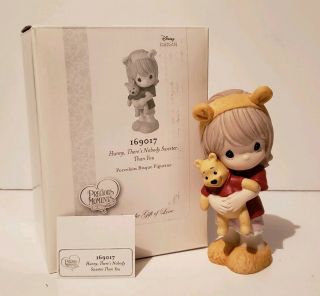 Precious Moments - Disney - Girl Holding Pooh - Hunny Nobody Sweeter Than You 169017