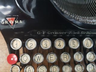Collectible Typewriter Groma N Special - No Risk With