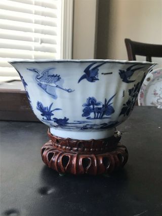 Large Antique Chinese Porcelain Blue And White Rice Bowl Kangxi Period. 3