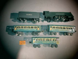 Vintage Lionel 1689e Locomotive & Tender W/ 3 Blue Litho Passenger Cars 1692,  93