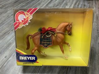 Nib Breyer 700400 Holiday Hunt Season’s Greetings Horse 2000 Limited Edition